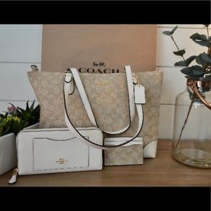 COACH Khaki/Chalk 3 piece set